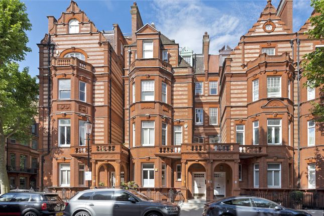 sloane square apartments gardens