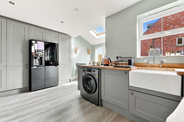 51, Progress Drive, Rotherham photo 4