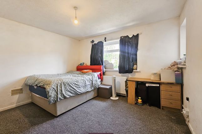 3 Woodlands Court, Woodlands Road, Harrow photo 3