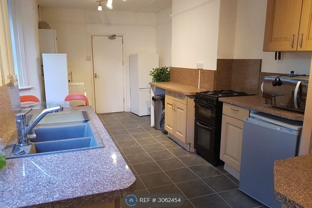 Ferndale Road, London photo 2