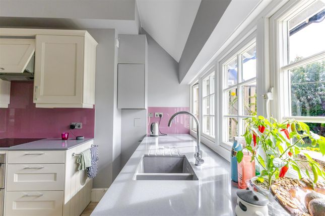 2, Eastcote Place, Pinner photo 4