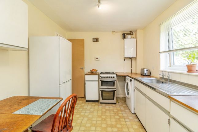 15, Bramble Avenue, Milton Keynes photo 4