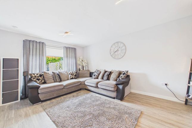 1, Howden Place, Motherwell photo 4