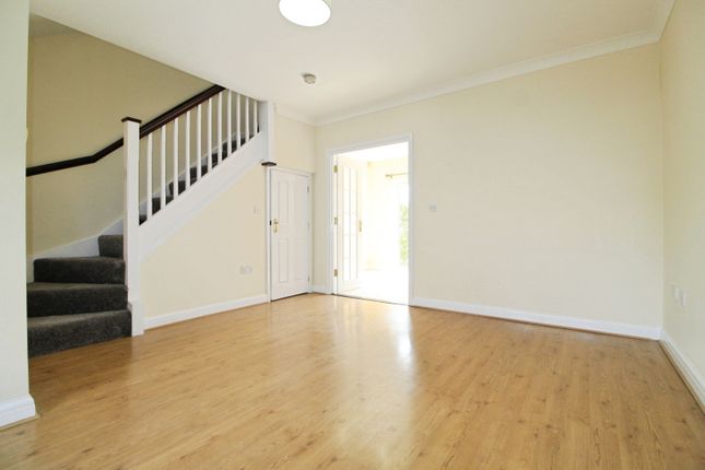 32, Aspen Grove, Northwood Hills photo 3