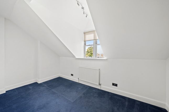 197D, Walm Lane, London photo 4