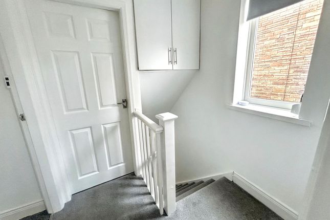 14, Jasper Avenue, Ryton photo 5