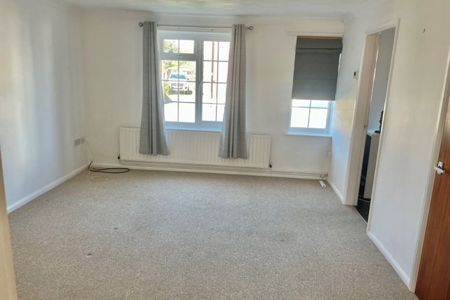 Flat to rent in Ashby Road, Spilsby
