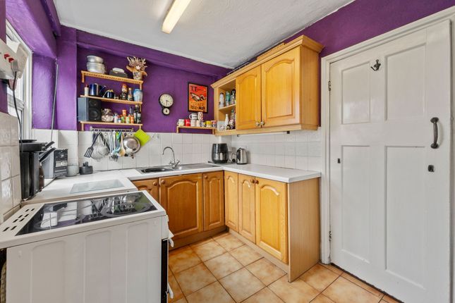 28 Orford Green, Warrington photo 4