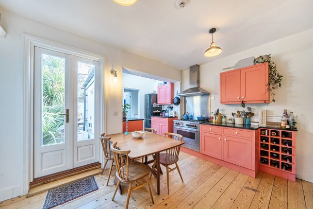 58, Regent Road, London photo 2