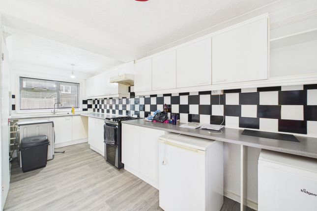 28 St. Martins Way, Thetford photo 2