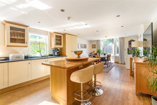 Flat for sale in Savill Court, 1-3 The Fairmile, Henley-On-Thames, Oxfordshire