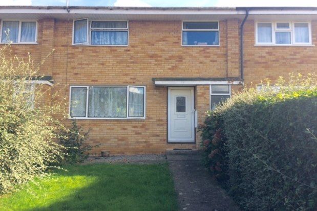 Thumbnail Terraced house to rent in Evenlode, Banbury