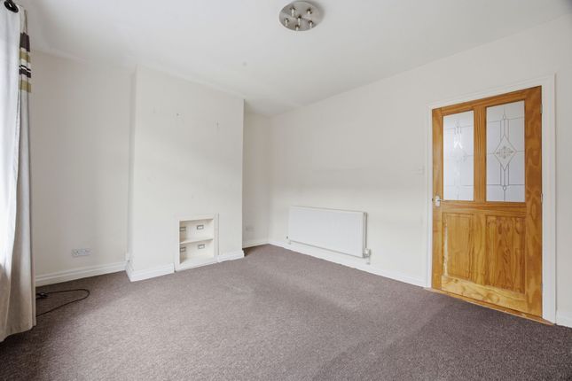37 Brooklands Avenue, Rossendale photo 4
