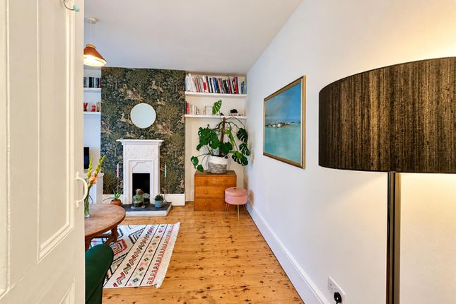 Ditchling Rise, Brighton photo 4
