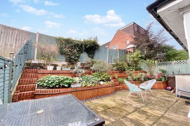11, Spring Hollow, Eccleshall, ST21 photo 4