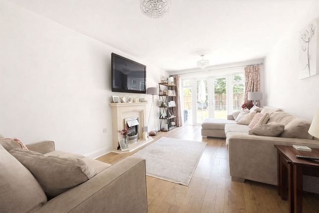 8, Amberley Court, Fareham photo 4