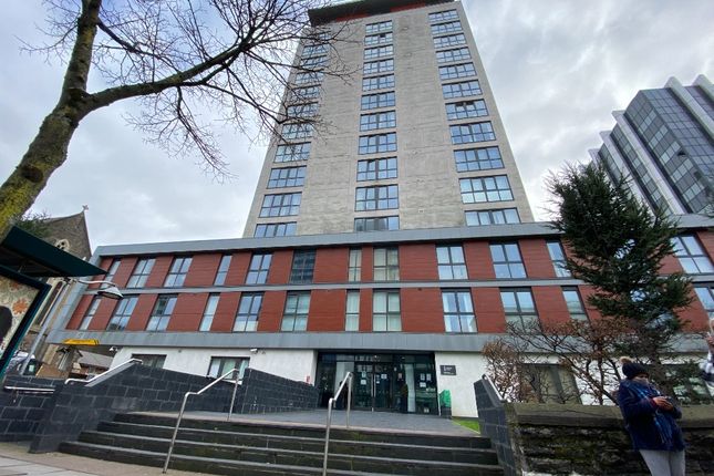 Flat to rent in Newport Road, Cardiff