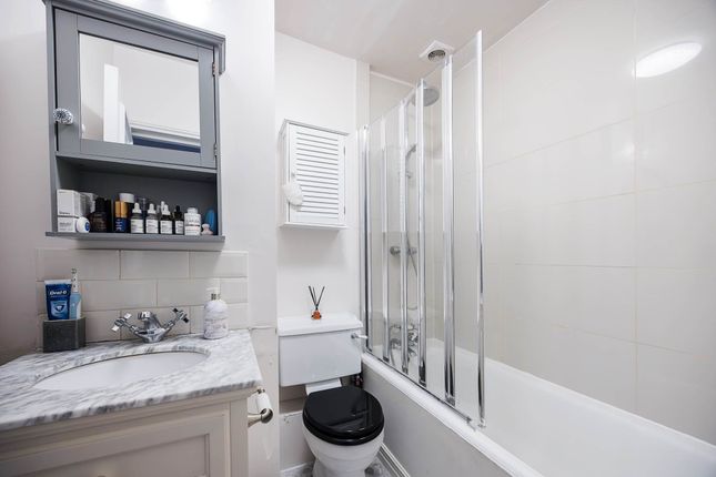 Flat to rent in Sussex Street, Pimlico