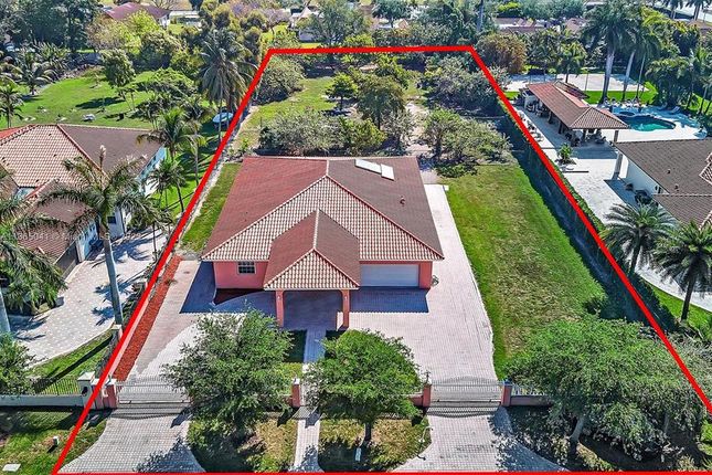 Thumbnail Property for sale in 279 Nw 119th Ave., Miami, Florida, 33182, United States Of America