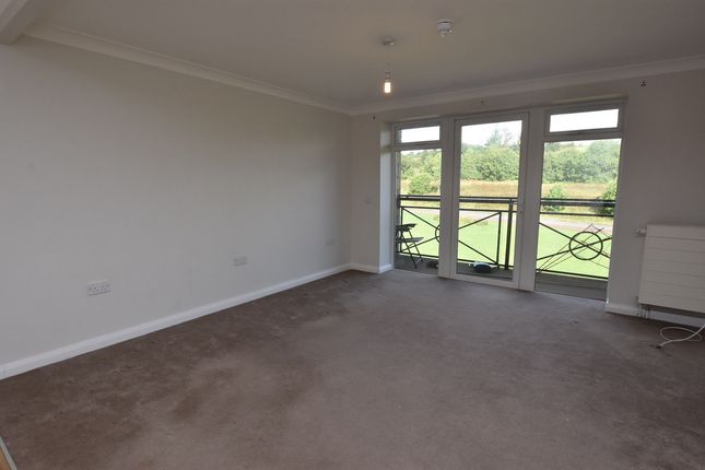 Flat 166, ., Nethanvale, Lesmahagow photo 5