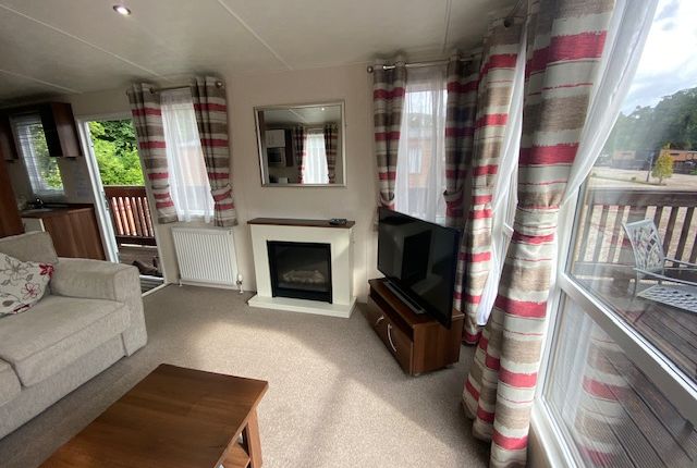 27 Woodland Retreat, Loch Ness Highland Resort, Glendoe Road photo 3