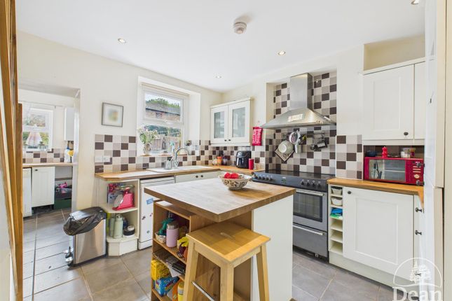 152, Ruspidge Road, Cinderford photo 3