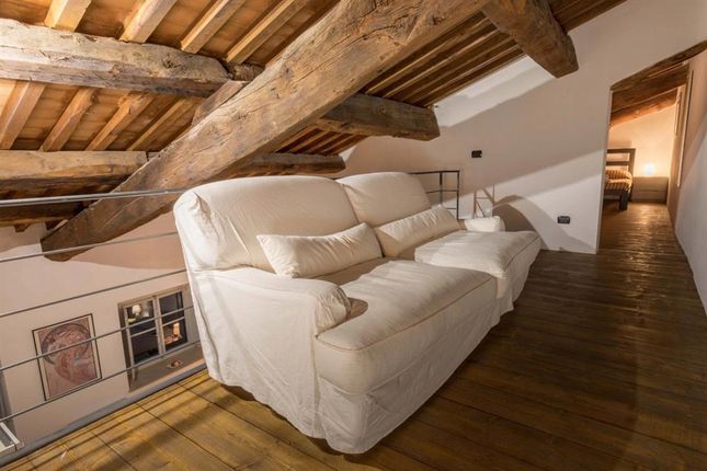 Apartment for sale in Lucca, Tuscany, 55100, Italy