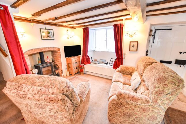 Yew Tree Cottage, 66, Main Road, Northampton photo 2