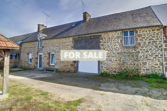 Thumbnail Farmhouse for sale in Saint-James, Basse-Normandie, 50240, France