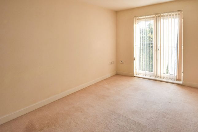 Apartment 66, Sandhill Close, Bradford photo 3