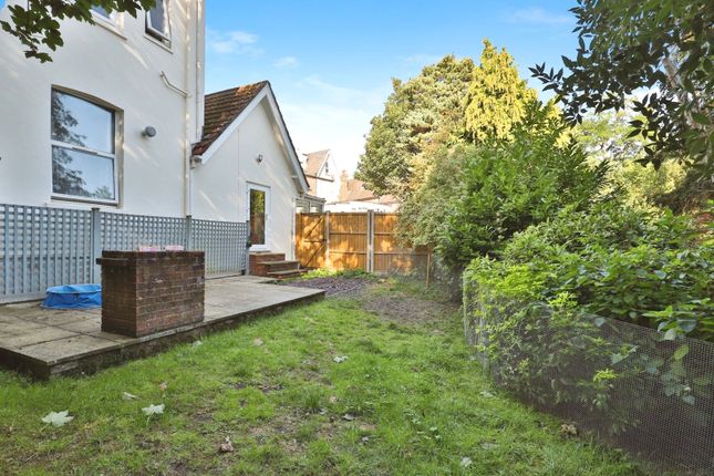 Flat 1, 2, Bradburne Road, Dorset photo 2