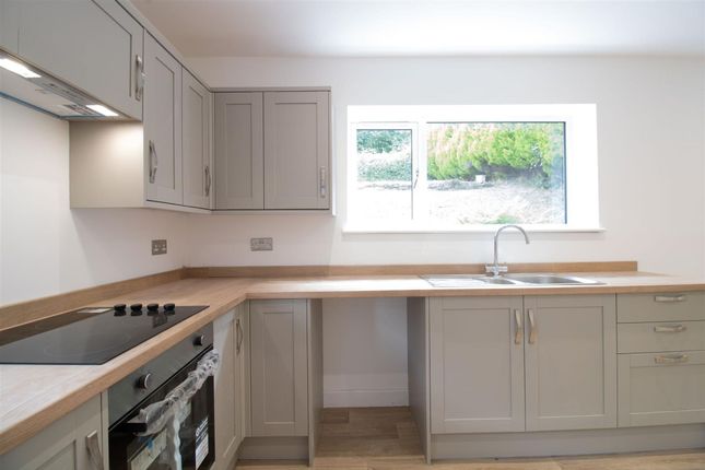 95 High Meadow, Newport photo 4