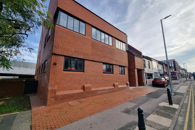 Thumbnail Studio to rent in Commercial Road, Swindon