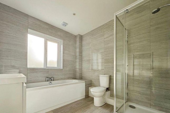 71, Tockholes Road, Darwen photo 3