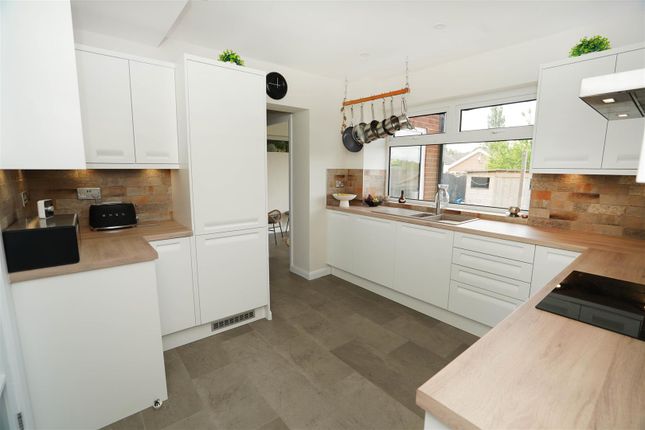 10, Laxford Grove, Bolton photo 4