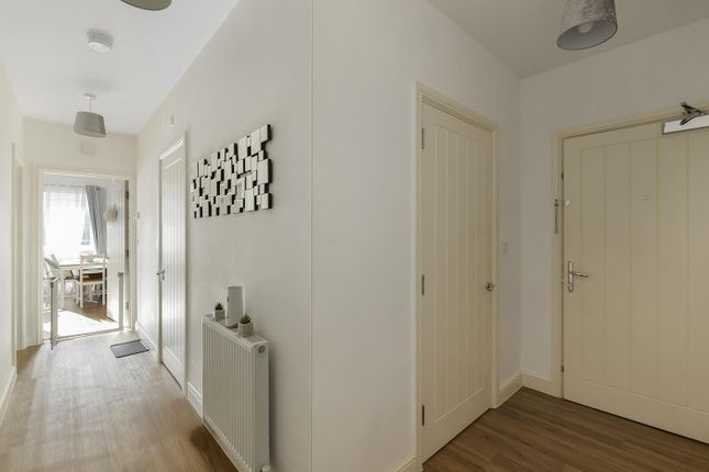 1, Flat 15, Nottingham Drive, Kings Hill photo 2