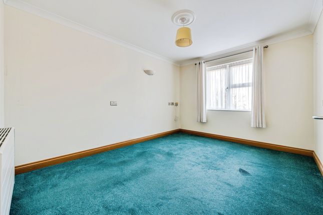 5, Orchid Court, Guernsey Lane, Swindon photo 4