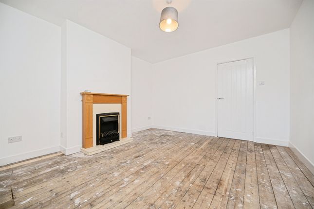 17, Laburnum Road, Dudley photo 4