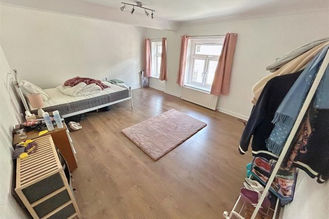 Flat for sale in Salisbury Street, Shaftesbury