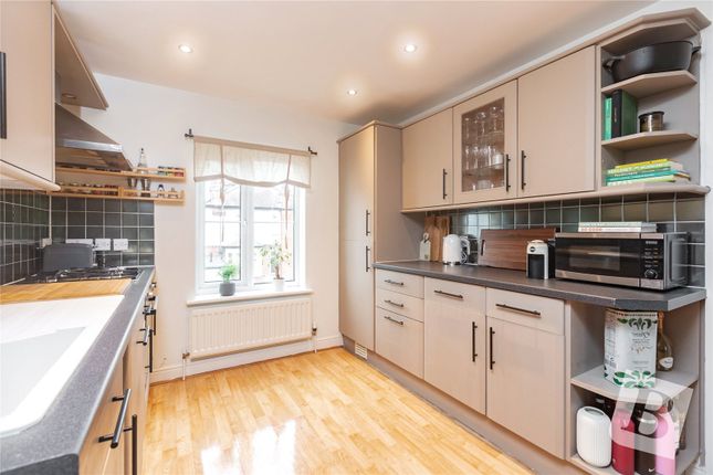 8, Branfill Road, Upminster photo 2