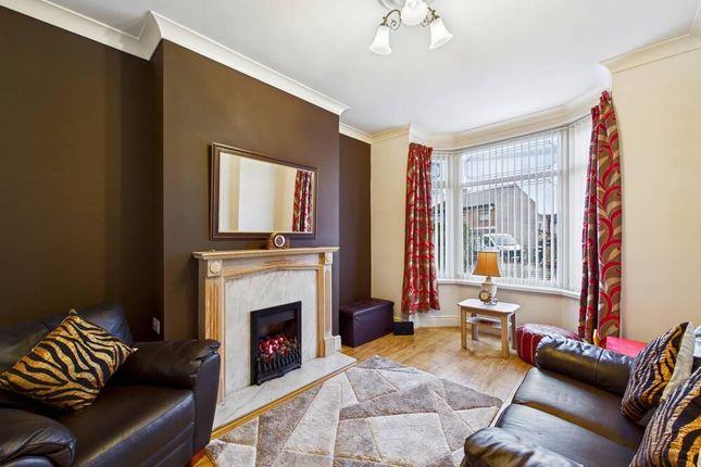 14, Featherstone Lane, Pontefract photo 2