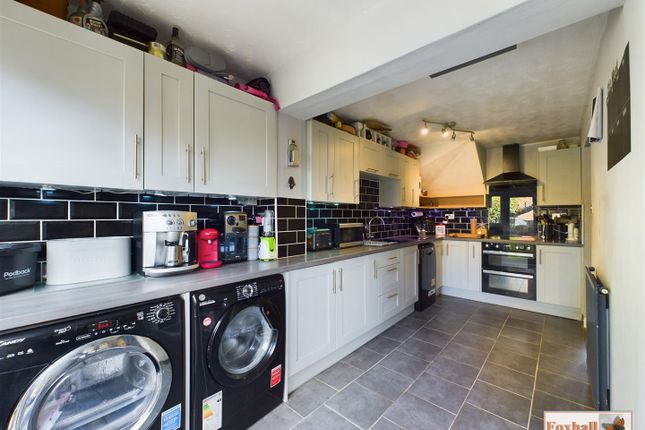 Extended Kitchen/Breakfast Room