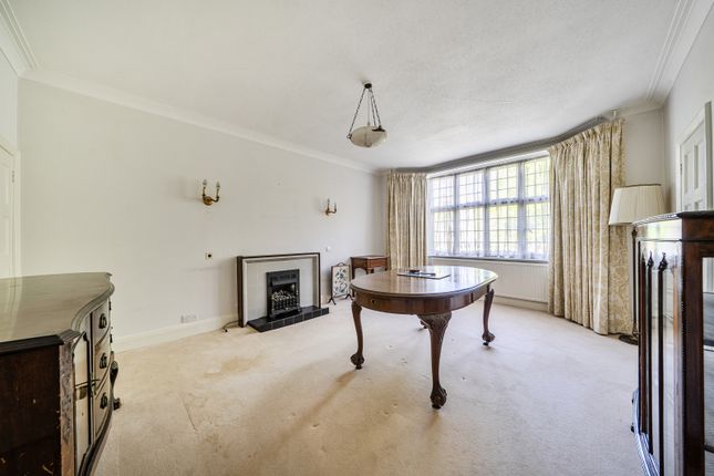 St. Benets, 11, Northfield Avenue, Pinner photo 3