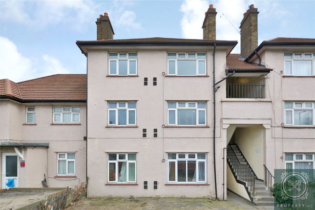 2-bed flat on 190B, North Circular Road, London, £300,000