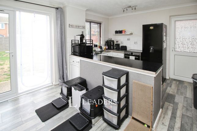 42, Crosslands, Milton Keynes photo 4