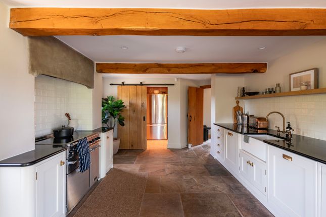 304590 - Orrell Fold Barn 2.Jpg