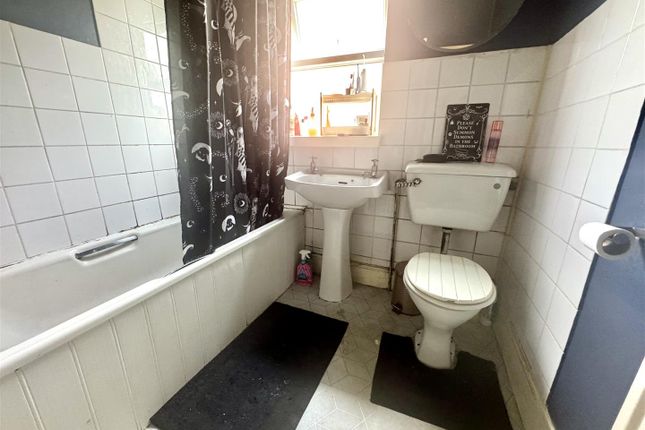 43, Rothay Road, Sheffield photo 5