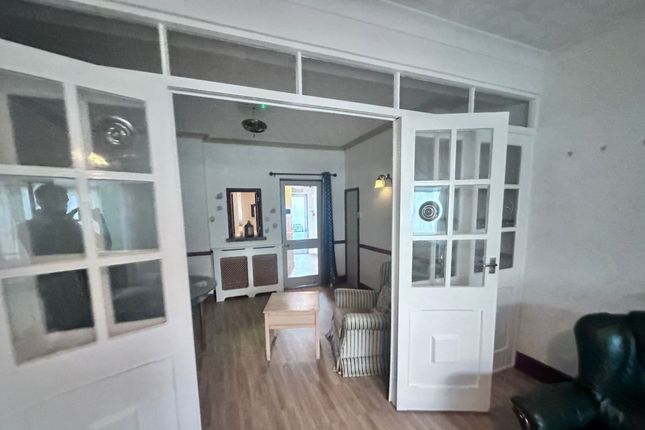 Y Foelas, Station Road, Llanrug, Caernarfon Ll55 4Be