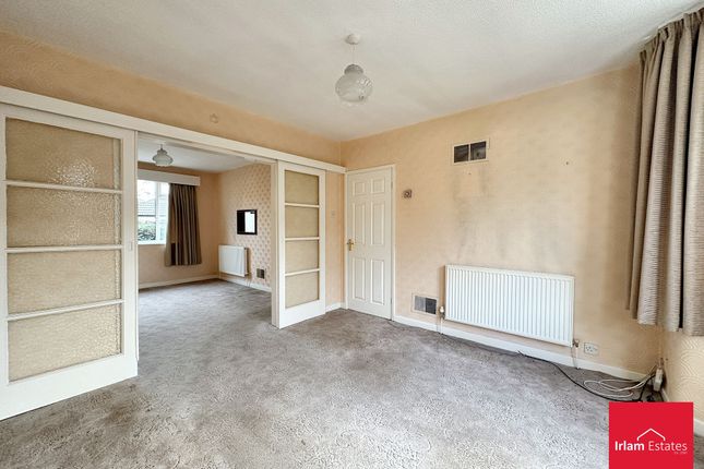 47 Highbury Avenue, Manchester photo 4