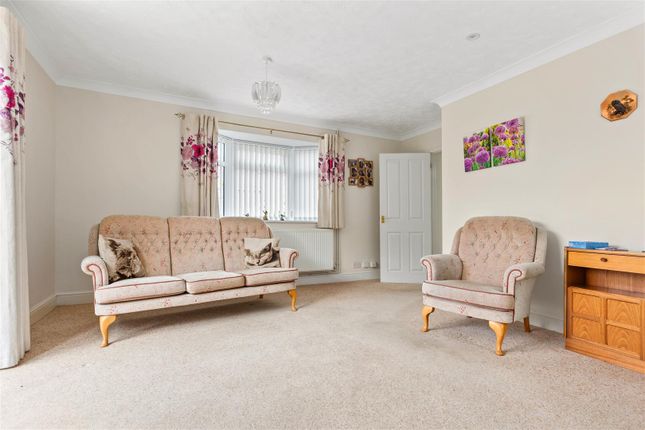 37, Common Road, Hitchin photo 4